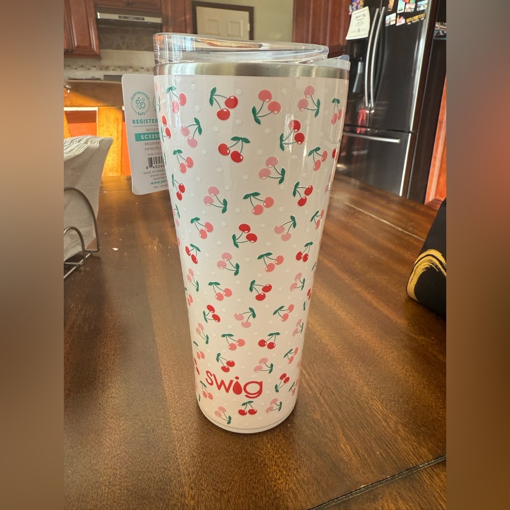 Swig life Tumblers-lmk which one and how much you want it for!! Ready to ship!!